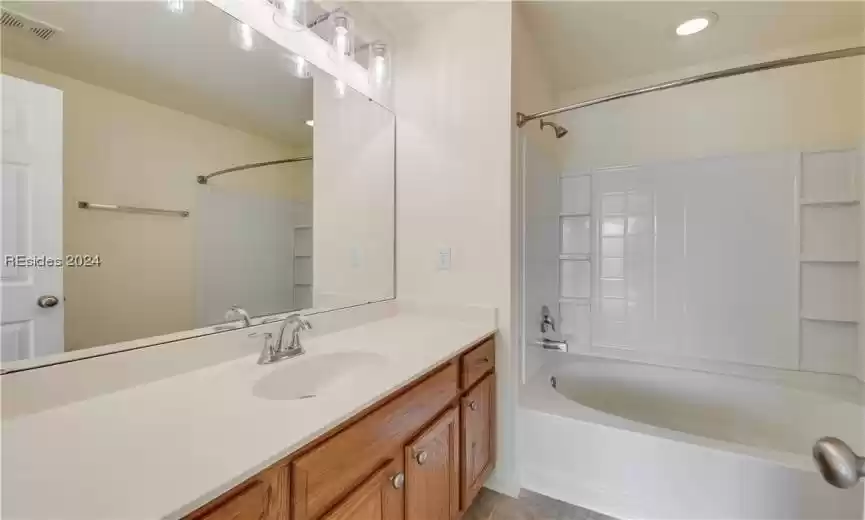 Bluffton, South Carolina 29910, 3 Bedrooms Bedrooms, ,2 BathroomsBathrooms,Residential,For Sale,442034