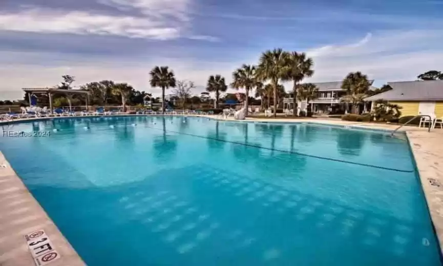 Saint Helena Island, South Carolina 29920, 1 Bedroom Bedrooms, ,1 BathroomBathrooms,Residential,For Sale,442018