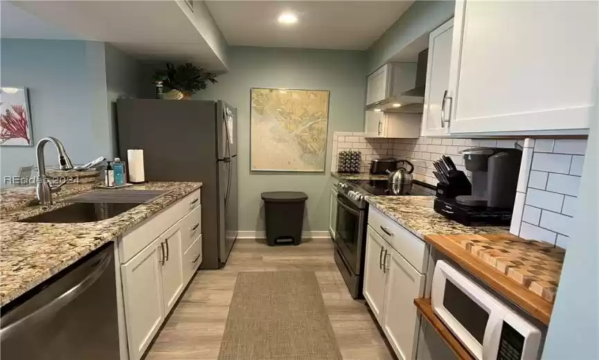 Saint Helena Island, South Carolina 29920, 1 Bedroom Bedrooms, ,1 BathroomBathrooms,Residential,For Sale,442018