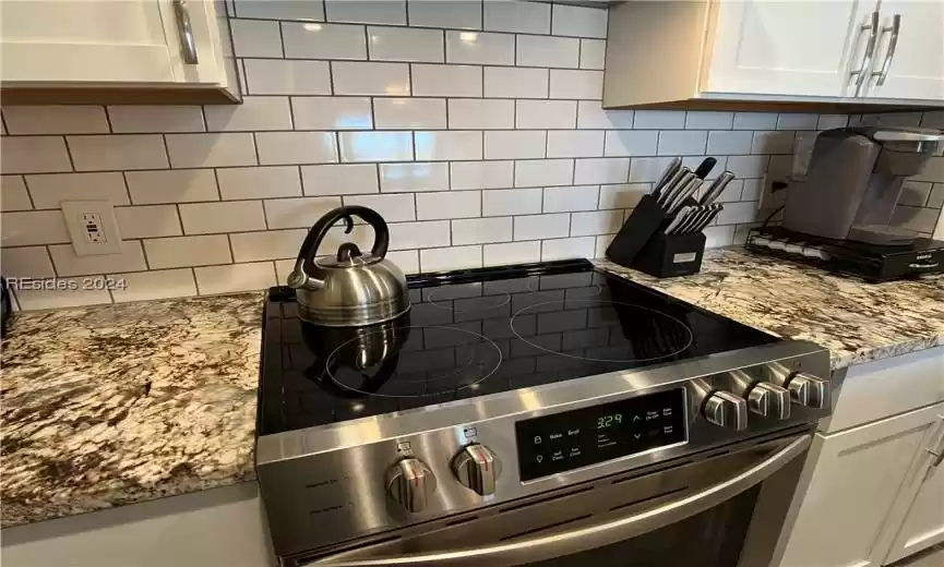 Saint Helena Island, South Carolina 29920, 1 Bedroom Bedrooms, ,1 BathroomBathrooms,Residential,For Sale,442018