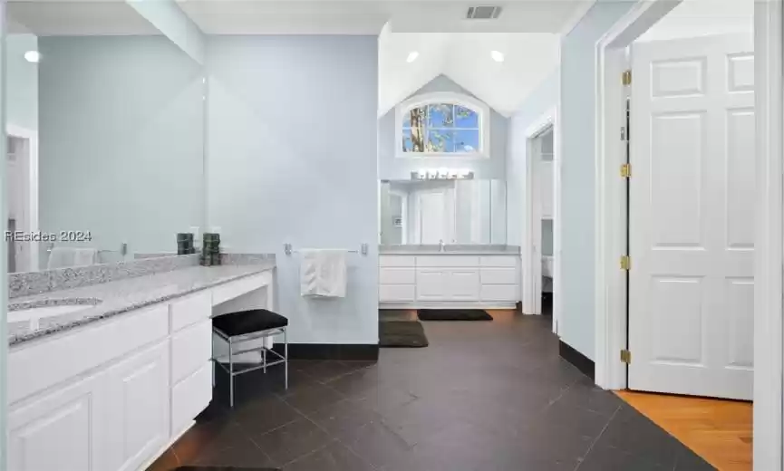 Bluffton, South Carolina 29910, 4 Bedrooms Bedrooms, ,4 BathroomsBathrooms,Residential,For Sale,442096