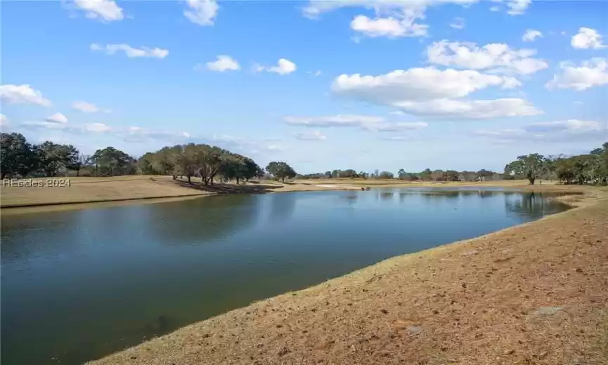 Bluffton, South Carolina 29910, 4 Bedrooms Bedrooms, ,4 BathroomsBathrooms,Residential,For Sale,442096