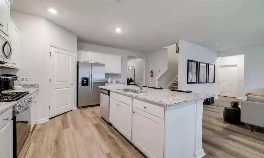 Ridgeland, South Carolina 29936, 5 Bedrooms Bedrooms, ,3 BathroomsBathrooms,Residential,For Sale,442089