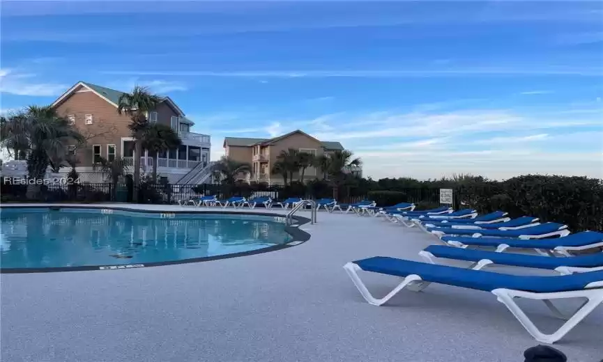 Saint Helena Island, South Carolina 29920, 1 Bedroom Bedrooms, ,1 BathroomBathrooms,Residential,For Sale,442019