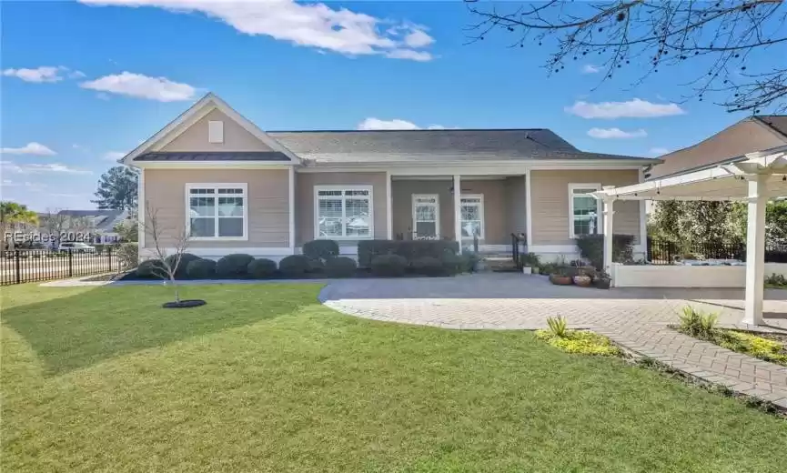 Bluffton, South Carolina 29910, 4 Bedrooms Bedrooms, ,3 BathroomsBathrooms,Residential,For Sale,442032