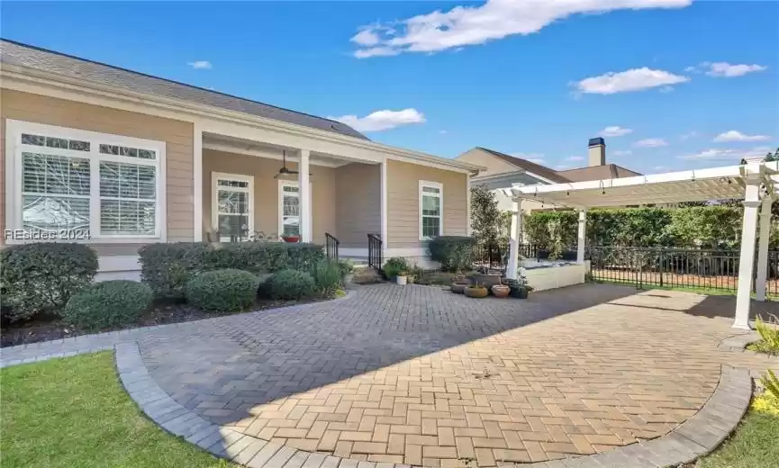 Bluffton, South Carolina 29910, 4 Bedrooms Bedrooms, ,3 BathroomsBathrooms,Residential,For Sale,442032