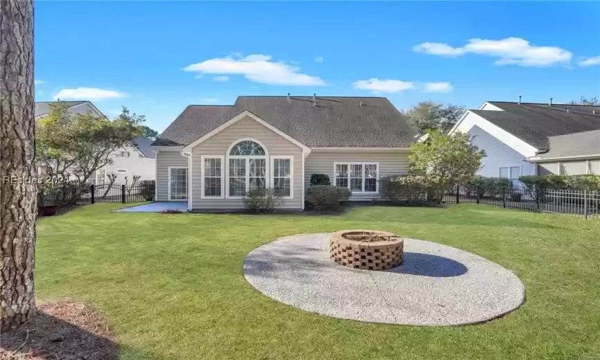Bluffton, South Carolina 29910, 4 Bedrooms Bedrooms, ,2 BathroomsBathrooms,Residential,For Sale,441781