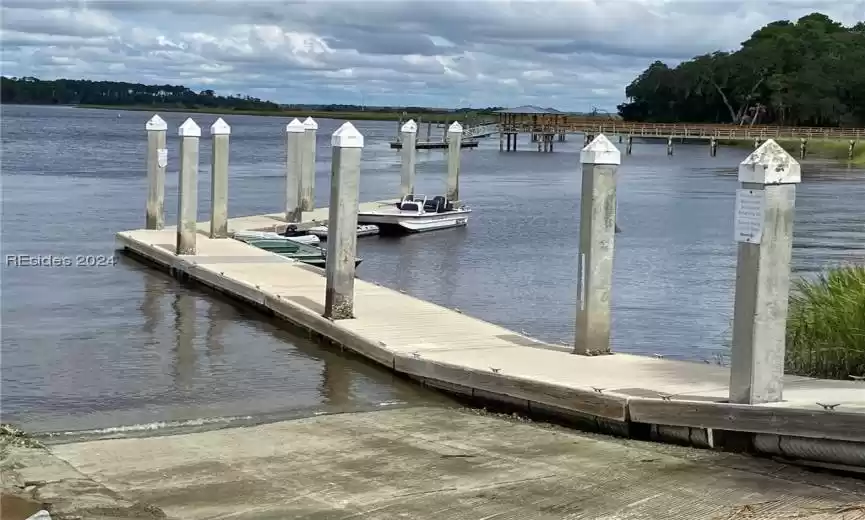 County day dock and boat ramp is nearby