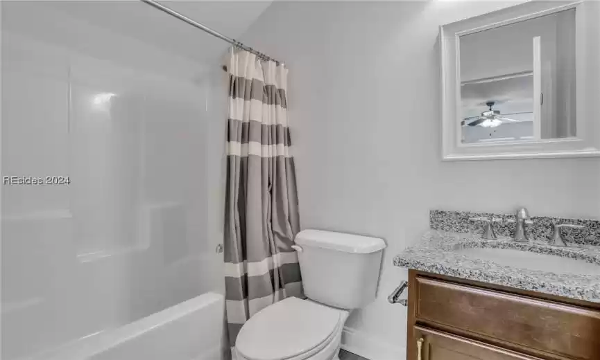 Ensuite bathroom.