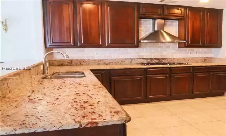 Hilton Head Island, South Carolina 29926, 5 Bedrooms Bedrooms, ,3 BathroomsBathrooms,Residential,For Sale,441829