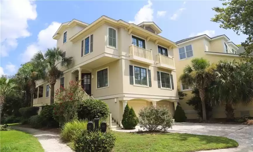Hilton Head Island, South Carolina 29926, 5 Bedrooms Bedrooms, ,3 BathroomsBathrooms,Residential,For Sale,441829