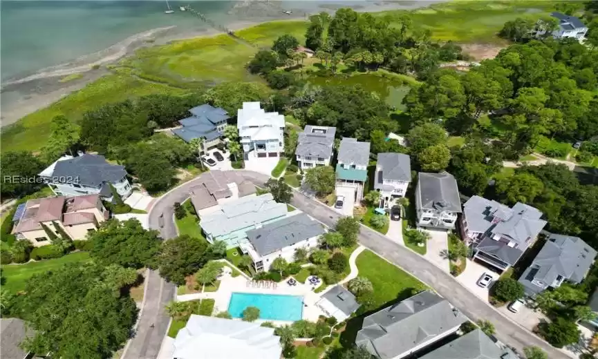 Hilton Head Island, South Carolina 29926, 5 Bedrooms Bedrooms, ,3 BathroomsBathrooms,Residential,For Sale,441829