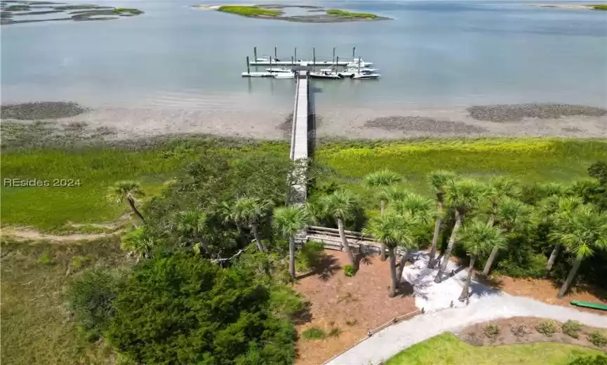 Hilton Head Island, South Carolina 29926, 5 Bedrooms Bedrooms, ,3 BathroomsBathrooms,Residential,For Sale,441829