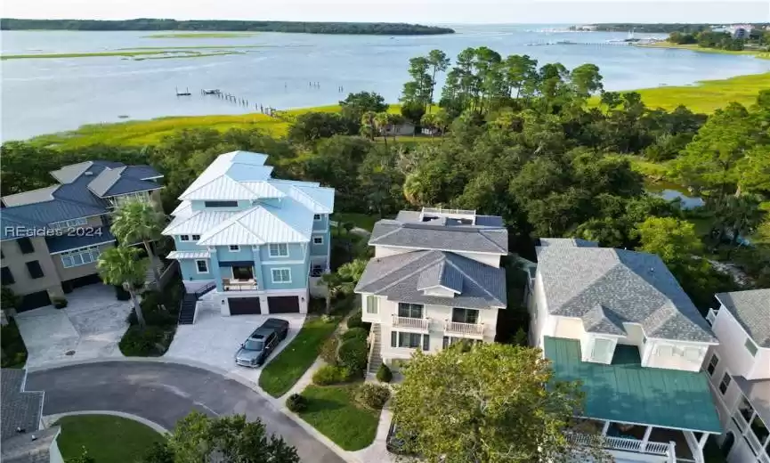 Hilton Head Island, South Carolina 29926, 5 Bedrooms Bedrooms, ,3 BathroomsBathrooms,Residential,For Sale,441829