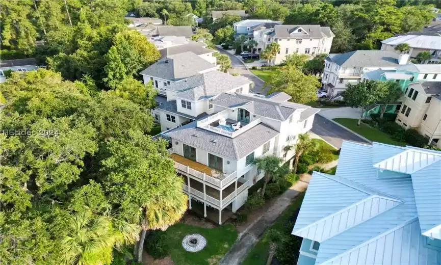 Hilton Head Island, South Carolina 29926, 5 Bedrooms Bedrooms, ,3 BathroomsBathrooms,Residential,For Sale,441829