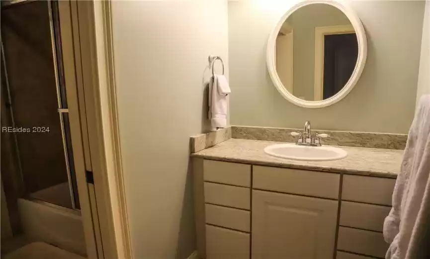 Hilton Head Island, South Carolina 29926, 5 Bedrooms Bedrooms, ,3 BathroomsBathrooms,Residential,For Sale,441829