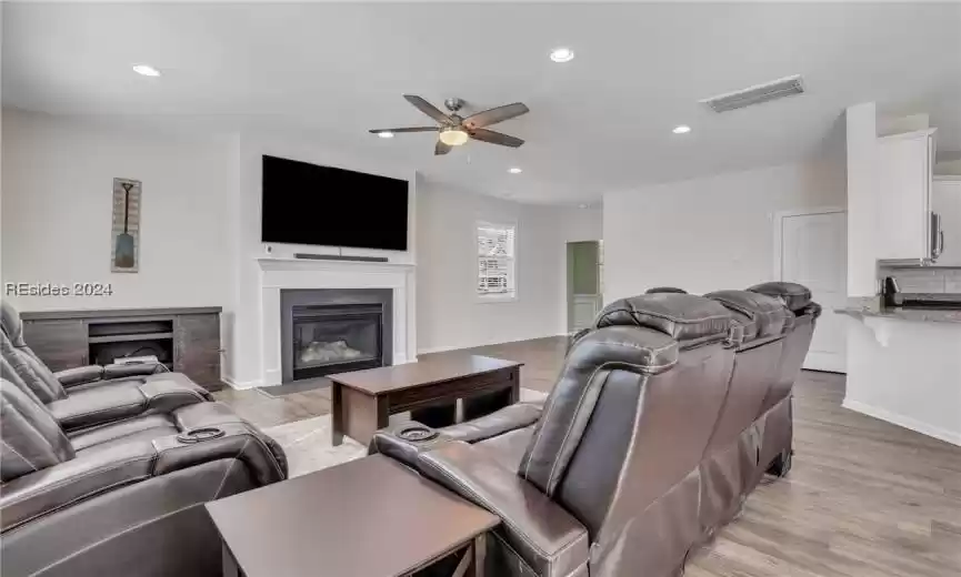 Bluffton, South Carolina 29910, 4 Bedrooms Bedrooms, ,2 BathroomsBathrooms,Residential,For Sale,441948