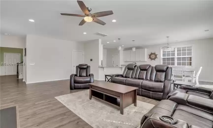 Bluffton, South Carolina 29910, 4 Bedrooms Bedrooms, ,2 BathroomsBathrooms,Residential,For Sale,441948