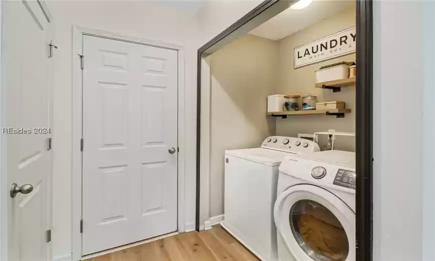 Beaufort, South Carolina 29907, 4 Bedrooms Bedrooms, ,2 BathroomsBathrooms,Residential,For Sale,441954