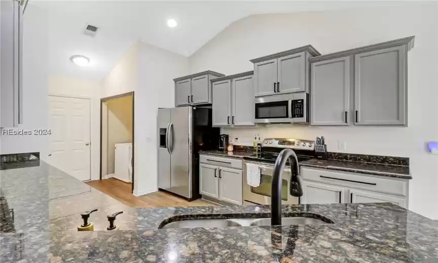 Beaufort, South Carolina 29907, 4 Bedrooms Bedrooms, ,2 BathroomsBathrooms,Residential,For Sale,441954