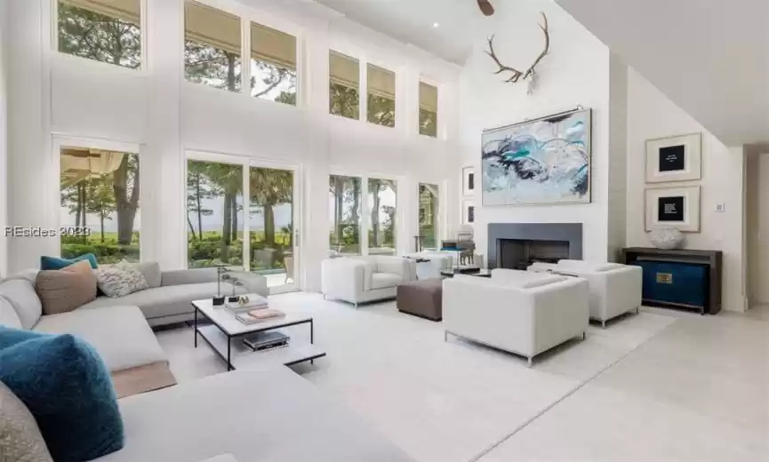 Living room with Fireplace and Cathedral Ceiling