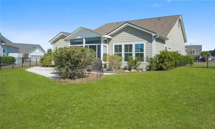 Bluffton, South Carolina 29910, 3 Bedrooms Bedrooms, ,2 BathroomsBathrooms,Residential,For Sale,441756