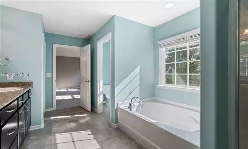 Bluffton, South Carolina 29910, 5 Bedrooms Bedrooms, ,3 BathroomsBathrooms,Residential,For Sale,441908