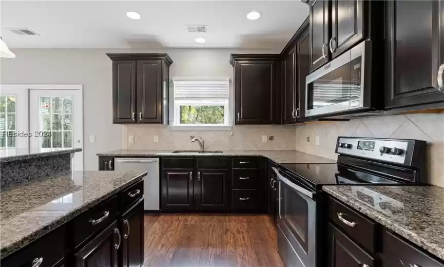 Bluffton, South Carolina 29910, 5 Bedrooms Bedrooms, ,3 BathroomsBathrooms,Residential,For Sale,441908