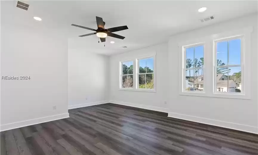 Bluffton, South Carolina 29910, 5 Bedrooms Bedrooms, ,2 BathroomsBathrooms,Residential,For Sale,442245