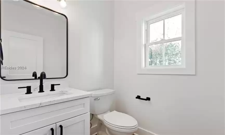 Bluffton, South Carolina 29910, 5 Bedrooms Bedrooms, ,2 BathroomsBathrooms,Residential,For Sale,442245