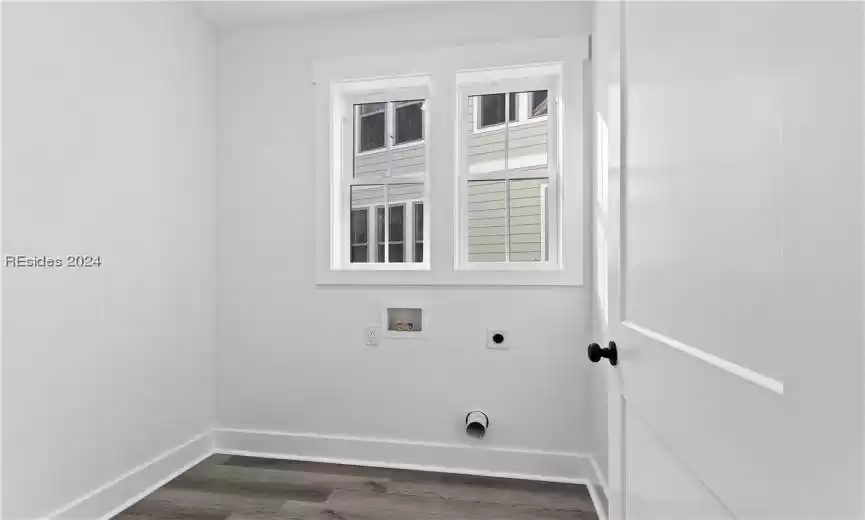 Bluffton, South Carolina 29910, 5 Bedrooms Bedrooms, ,2 BathroomsBathrooms,Residential,For Sale,442245