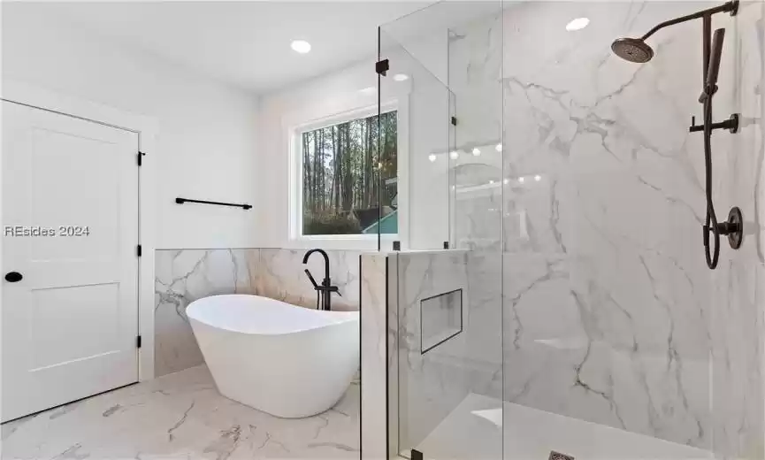 Bluffton, South Carolina 29910, 5 Bedrooms Bedrooms, ,2 BathroomsBathrooms,Residential,For Sale,442245