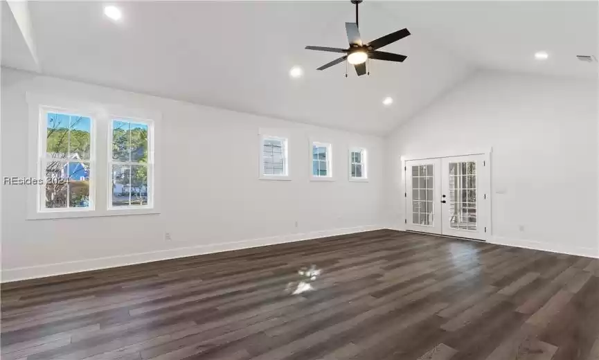 Bluffton, South Carolina 29910, 5 Bedrooms Bedrooms, ,2 BathroomsBathrooms,Residential,For Sale,442245