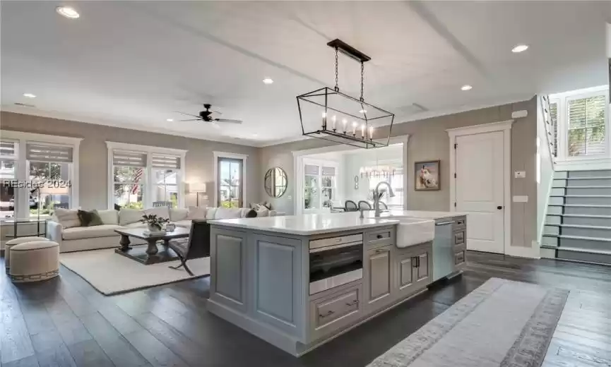 Bluffton, South Carolina 29910, 5 Bedrooms Bedrooms, ,5 BathroomsBathrooms,Residential,For Sale,441932