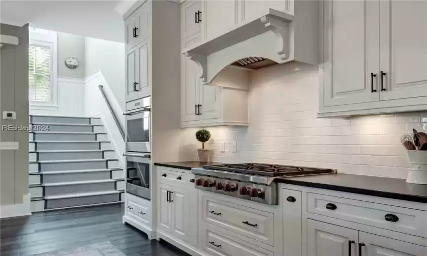 Bluffton, South Carolina 29910, 5 Bedrooms Bedrooms, ,5 BathroomsBathrooms,Residential,For Sale,441932