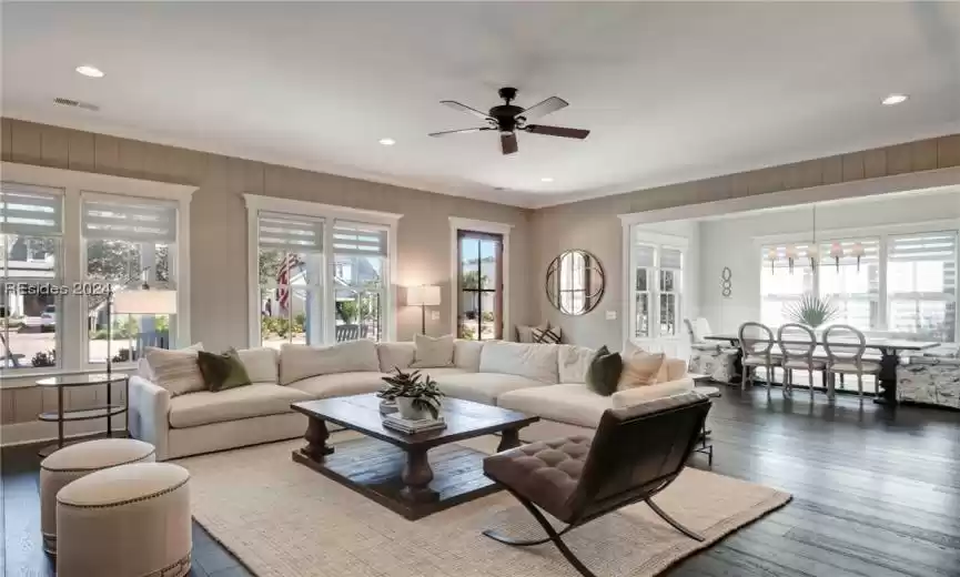 Bluffton, South Carolina 29910, 5 Bedrooms Bedrooms, ,5 BathroomsBathrooms,Residential,For Sale,441932