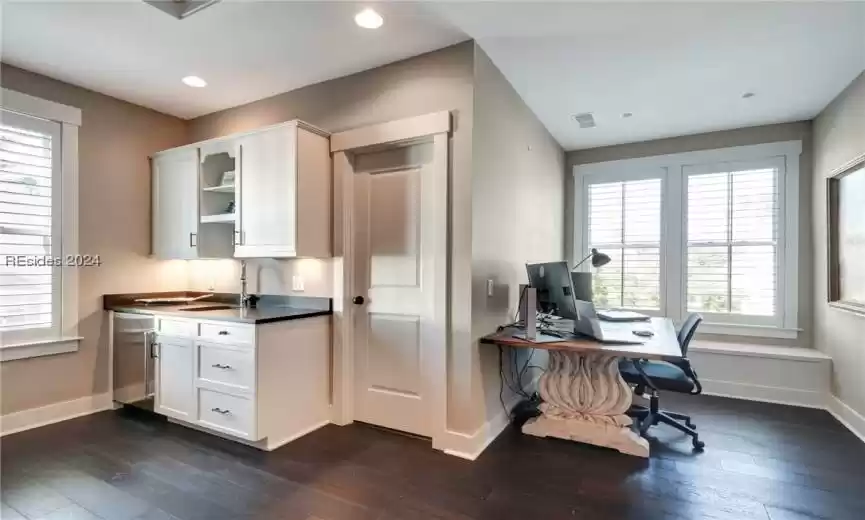 Bluffton, South Carolina 29910, 5 Bedrooms Bedrooms, ,5 BathroomsBathrooms,Residential,For Sale,441932