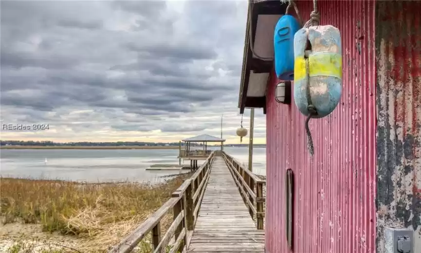 Bluffton, South Carolina 29910, 7 Bedrooms Bedrooms, ,4 BathroomsBathrooms,Residential,For Sale,441714