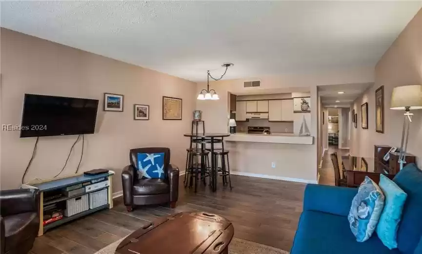 Saint Helena Island, South Carolina 29920, 1 Bedroom Bedrooms, ,1 BathroomBathrooms,Residential,For Sale,442304