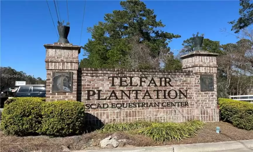 Hwy 17 Entrance to Telfair