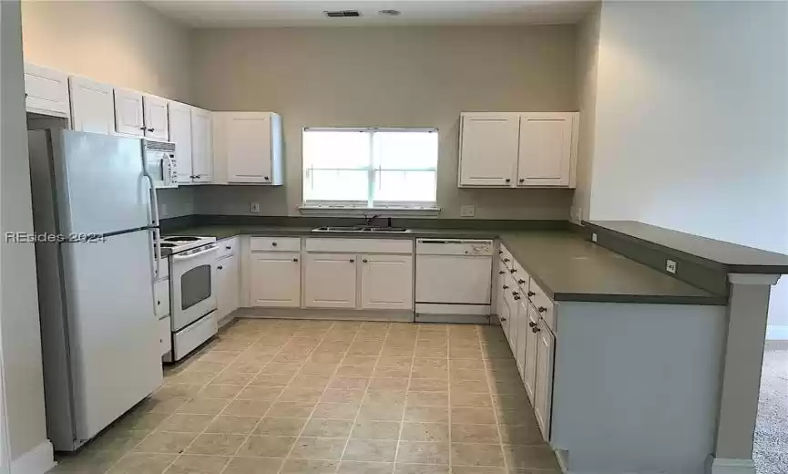 Bluffton, South Carolina 29910, 3 Bedrooms Bedrooms, ,2 BathroomsBathrooms,Residential,For Sale,442097