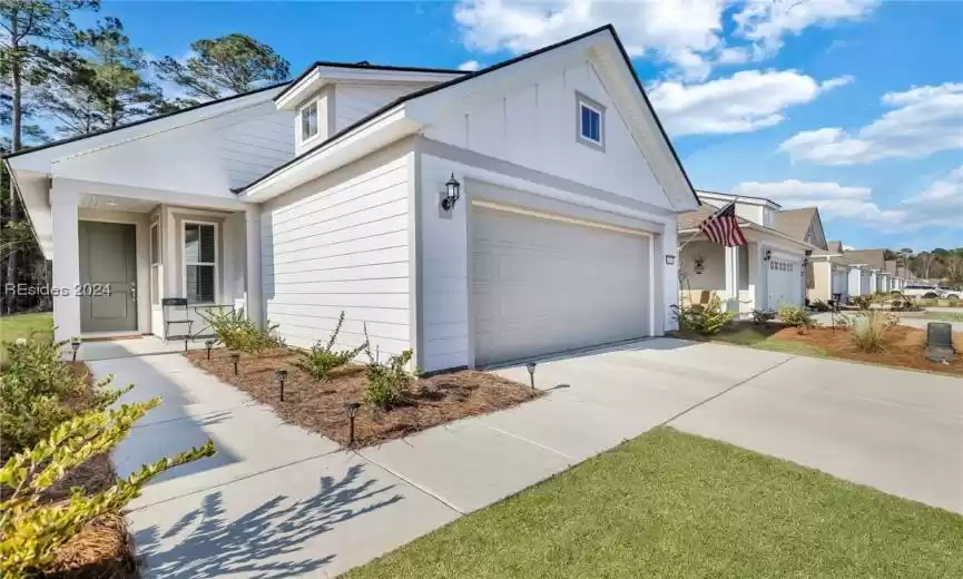 Bluffton, South Carolina 29909, 2 Bedrooms Bedrooms, ,2 BathroomsBathrooms,Residential,For Sale,442335