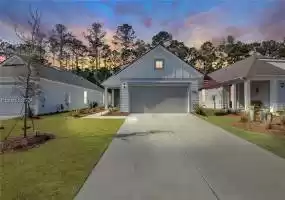 Bluffton, South Carolina 29909, 2 Bedrooms Bedrooms, ,2 BathroomsBathrooms,Residential,For Sale,442335