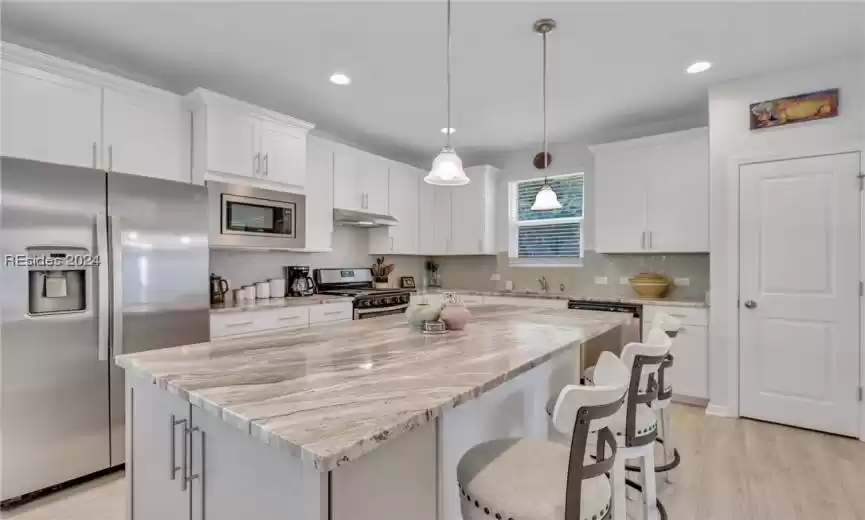 Bluffton, South Carolina 29909, 2 Bedrooms Bedrooms, ,2 BathroomsBathrooms,Residential,For Sale,442335