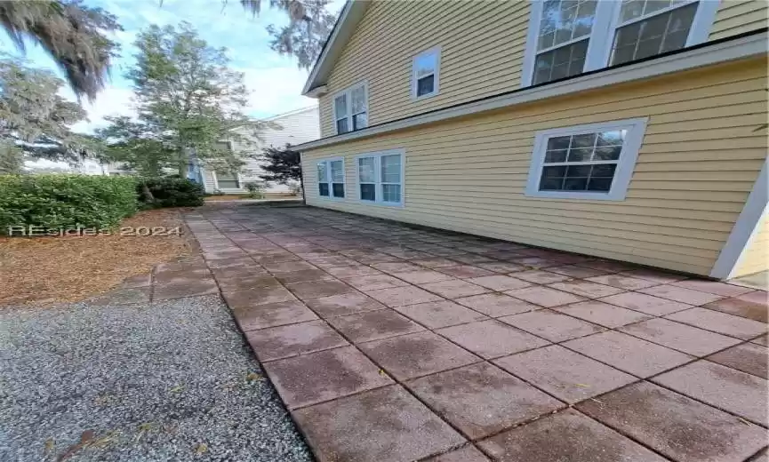 Beaufort, South Carolina 29902, 3 Bedrooms Bedrooms, ,2 BathroomsBathrooms,Residential,For Sale,442317