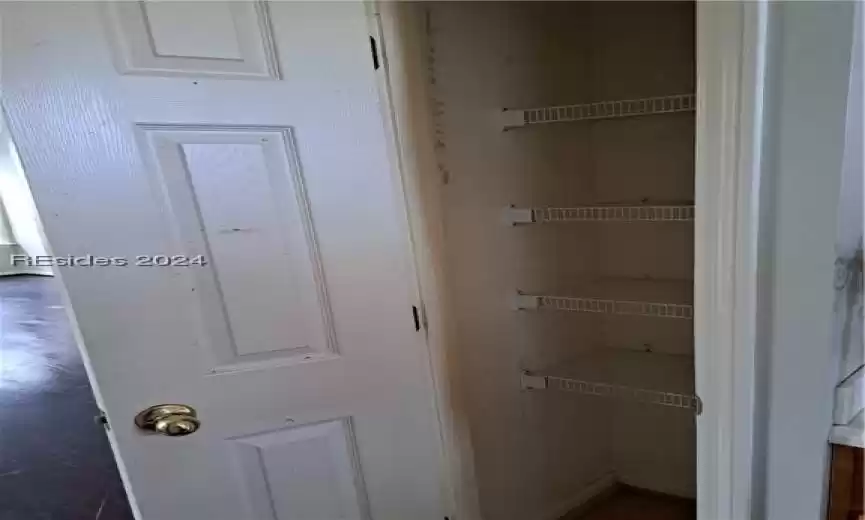 Beaufort, South Carolina 29902, 3 Bedrooms Bedrooms, ,2 BathroomsBathrooms,Residential,For Sale,442317