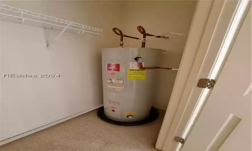 Beaufort, South Carolina 29902, 3 Bedrooms Bedrooms, ,2 BathroomsBathrooms,Residential,For Sale,442317