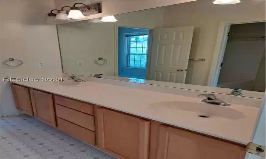 Beaufort, South Carolina 29902, 3 Bedrooms Bedrooms, ,2 BathroomsBathrooms,Residential,For Sale,442317