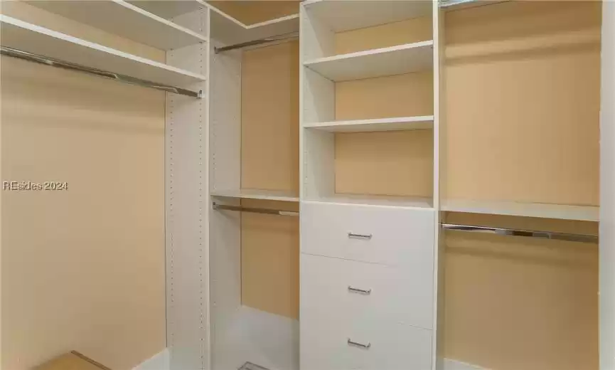 Port Royal, South Carolina 29935, 3 Bedrooms Bedrooms, ,2 BathroomsBathrooms,Residential,For Sale,442071