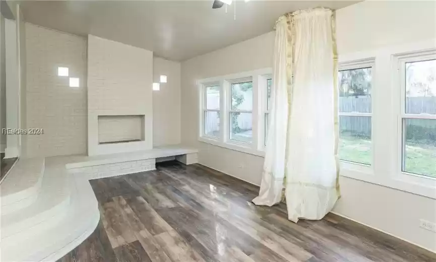 Port Royal, South Carolina 29935, 3 Bedrooms Bedrooms, ,2 BathroomsBathrooms,Residential,For Sale,442071